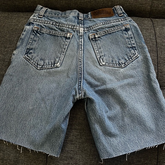 WOMENS JEAN SHORTS - Picture 3 of 3